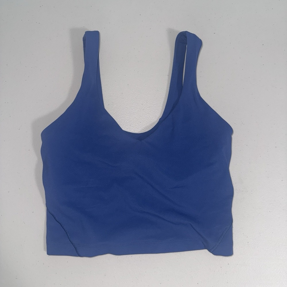 Lululemon Size 4 Tank Top Built In Bra Yoga Athleisure Training Fitness Blue